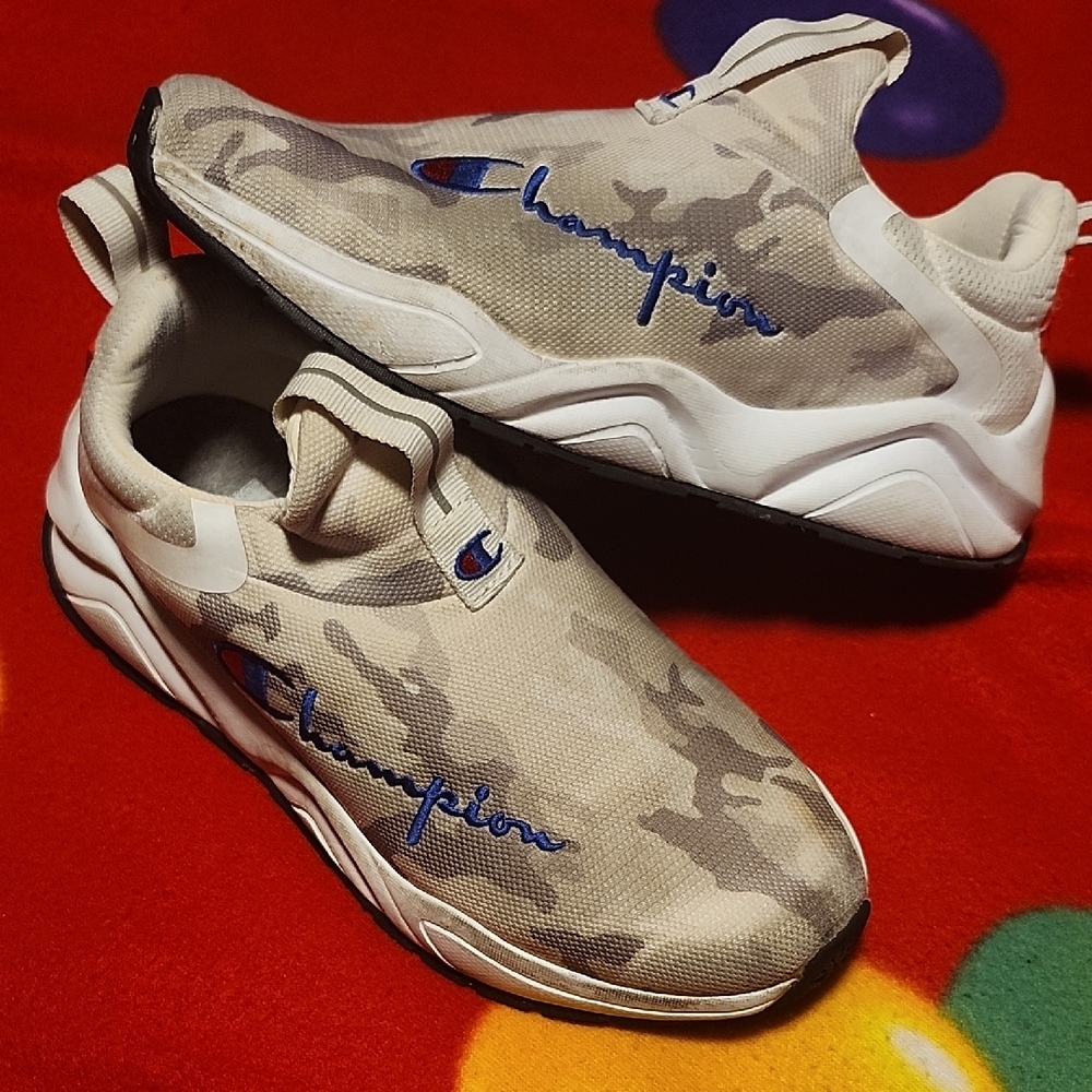 Champion Beige Camouflage Slip-On Sneakers